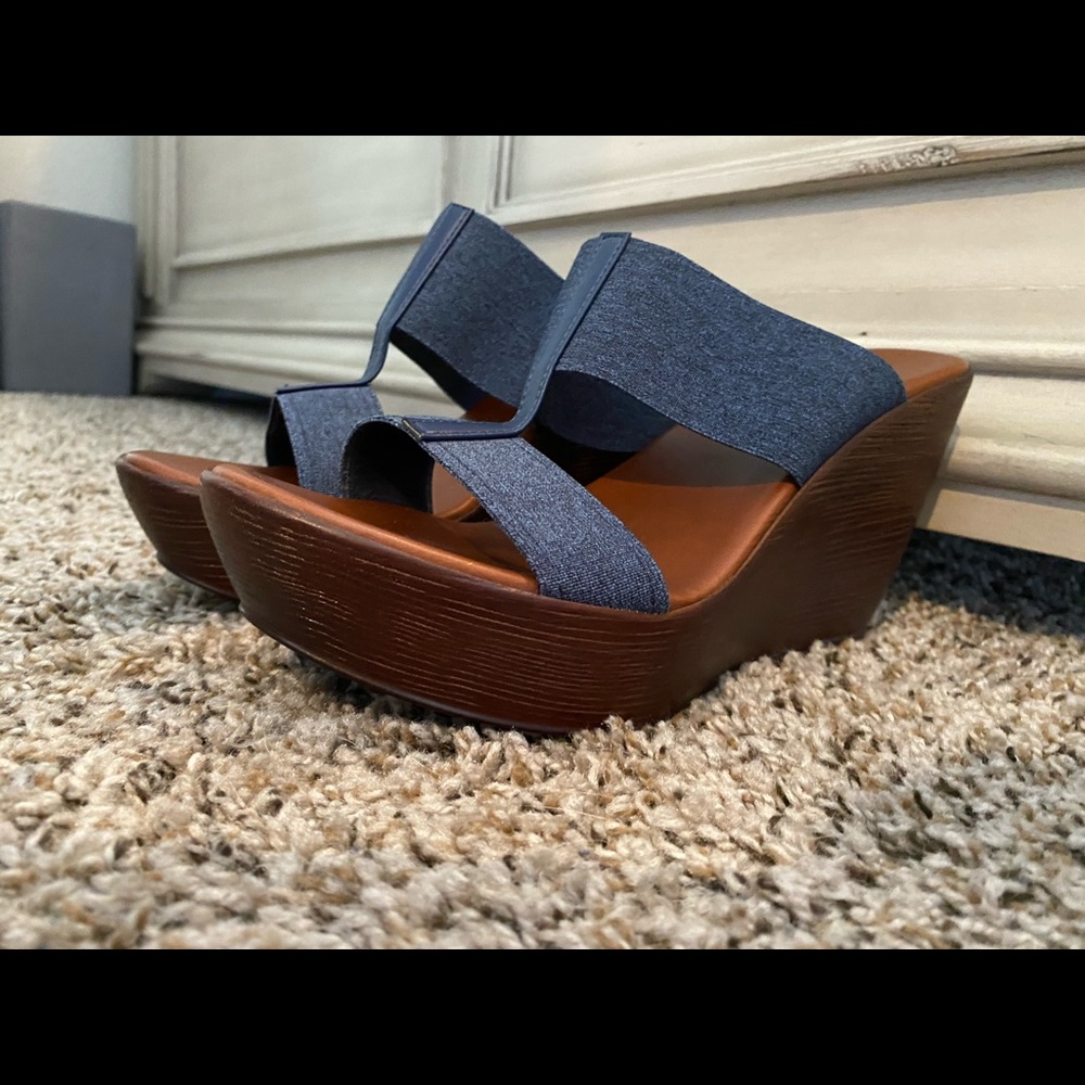 Stretch denim strap wedge